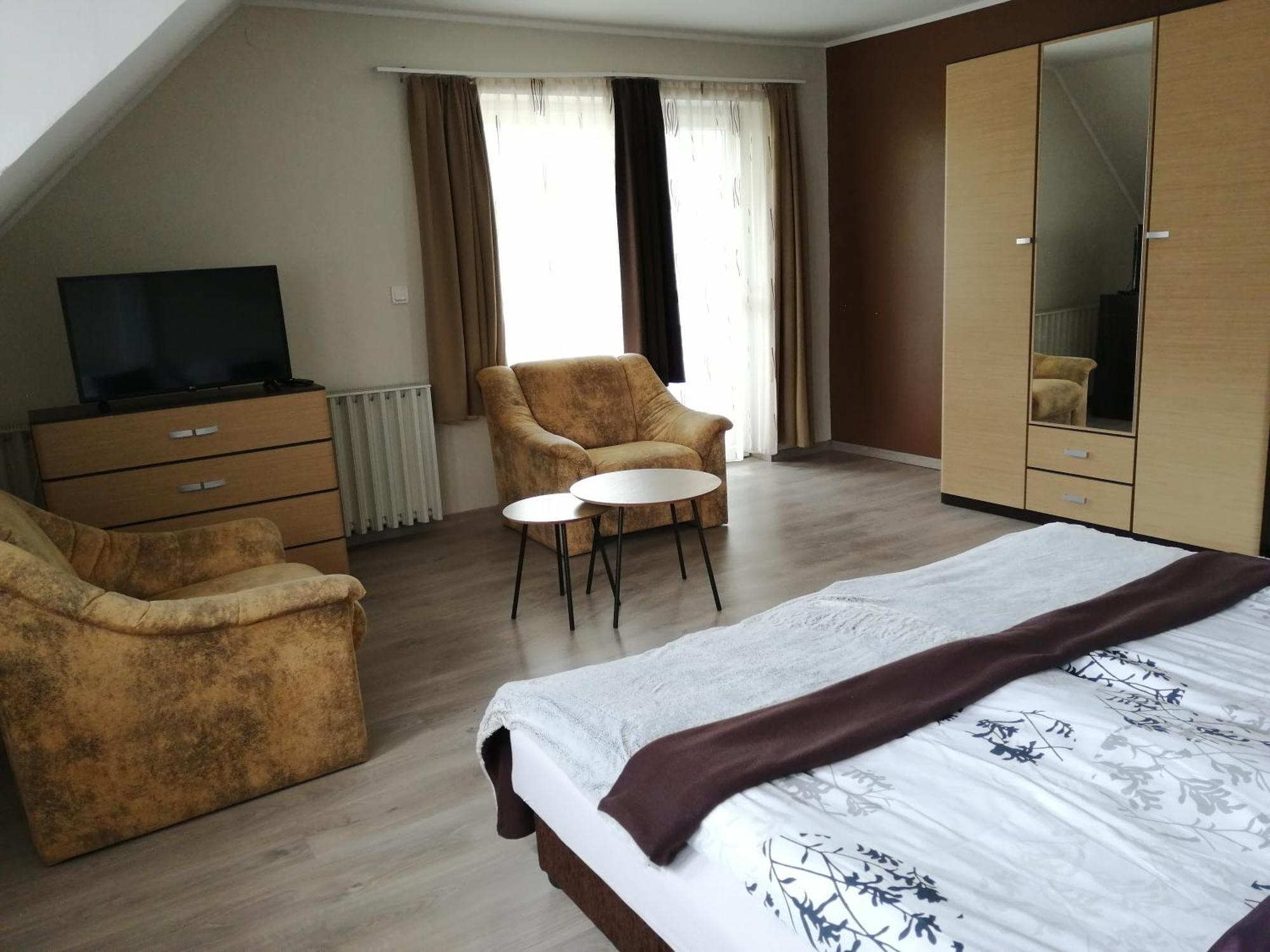 Betti Vendeghaz Apartment Alsopahok Ngoại thất bức ảnh